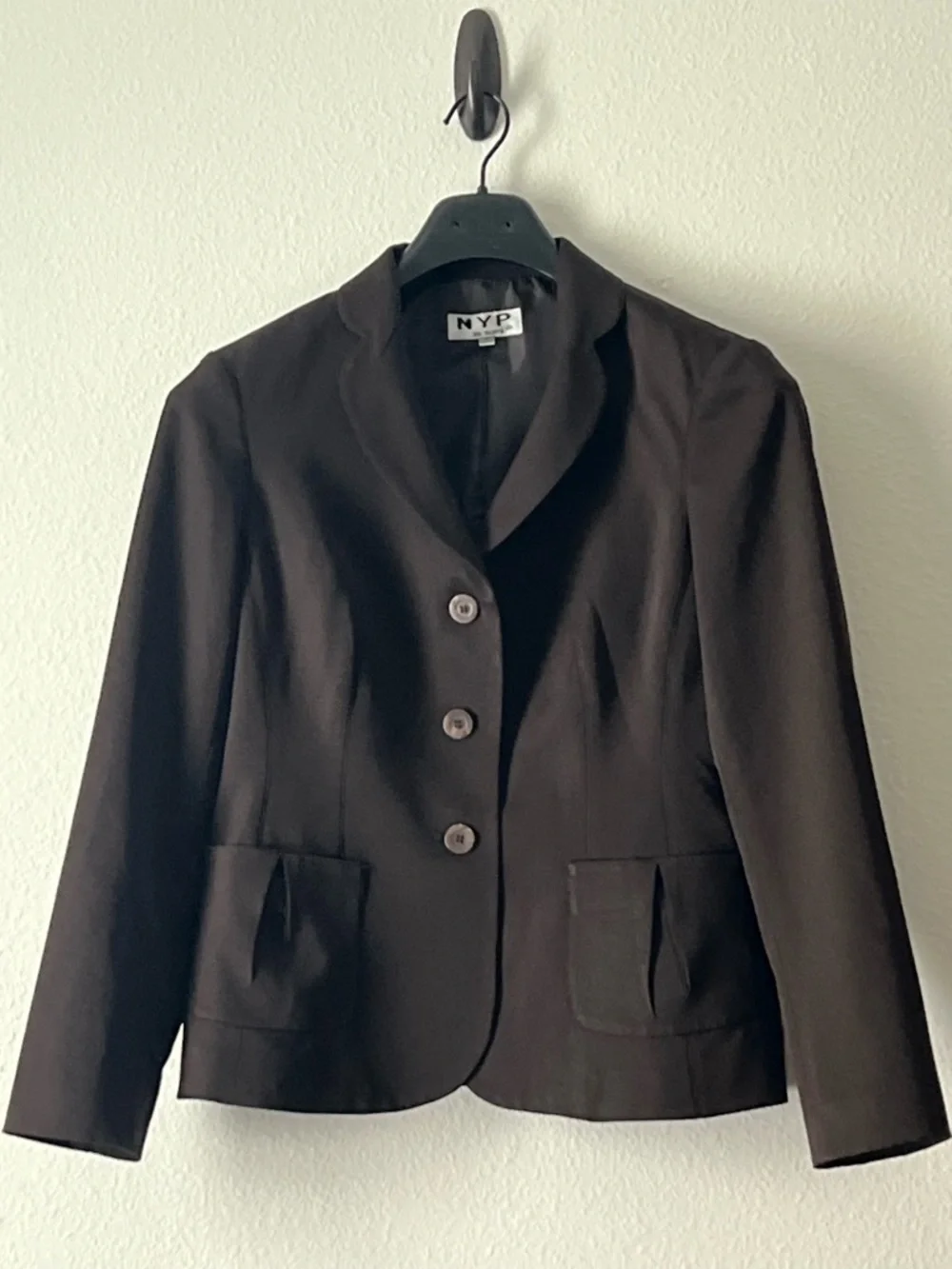 NYP Women's Brown Tailored Three-Button Blazer, Size 10